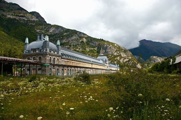 La historia de la Estación Internacional de Canfranc