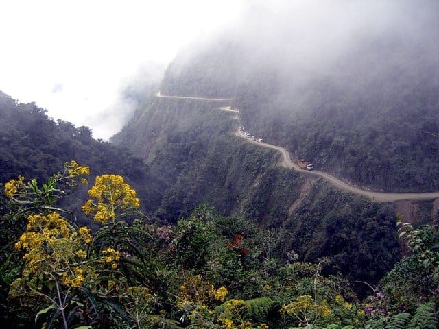 carretera a los yungas bolivia