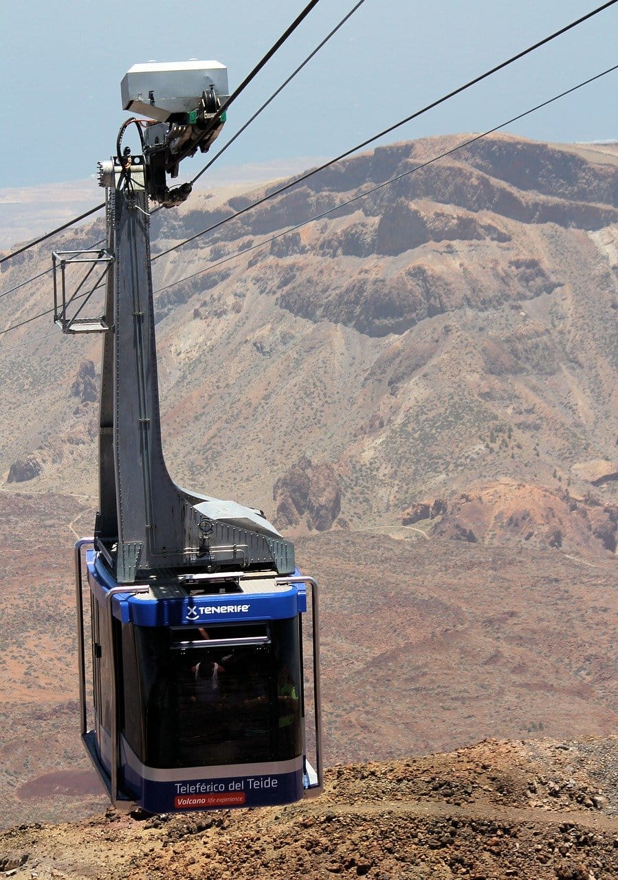 Aunque el teleferico no es un transporte público en Tenerife a los turistas les encanta