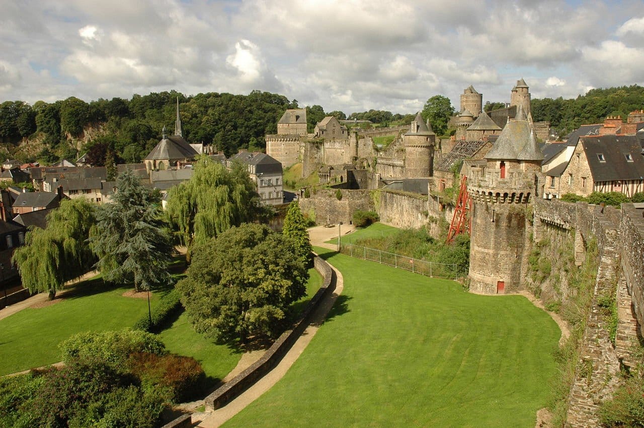 Fougeres