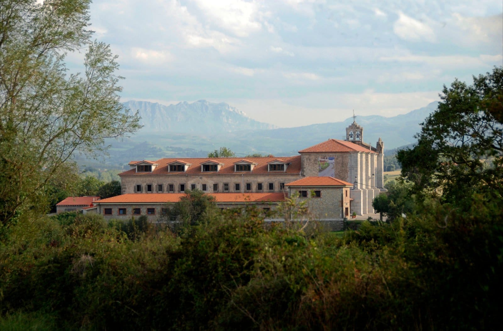 monasterio de Suesa