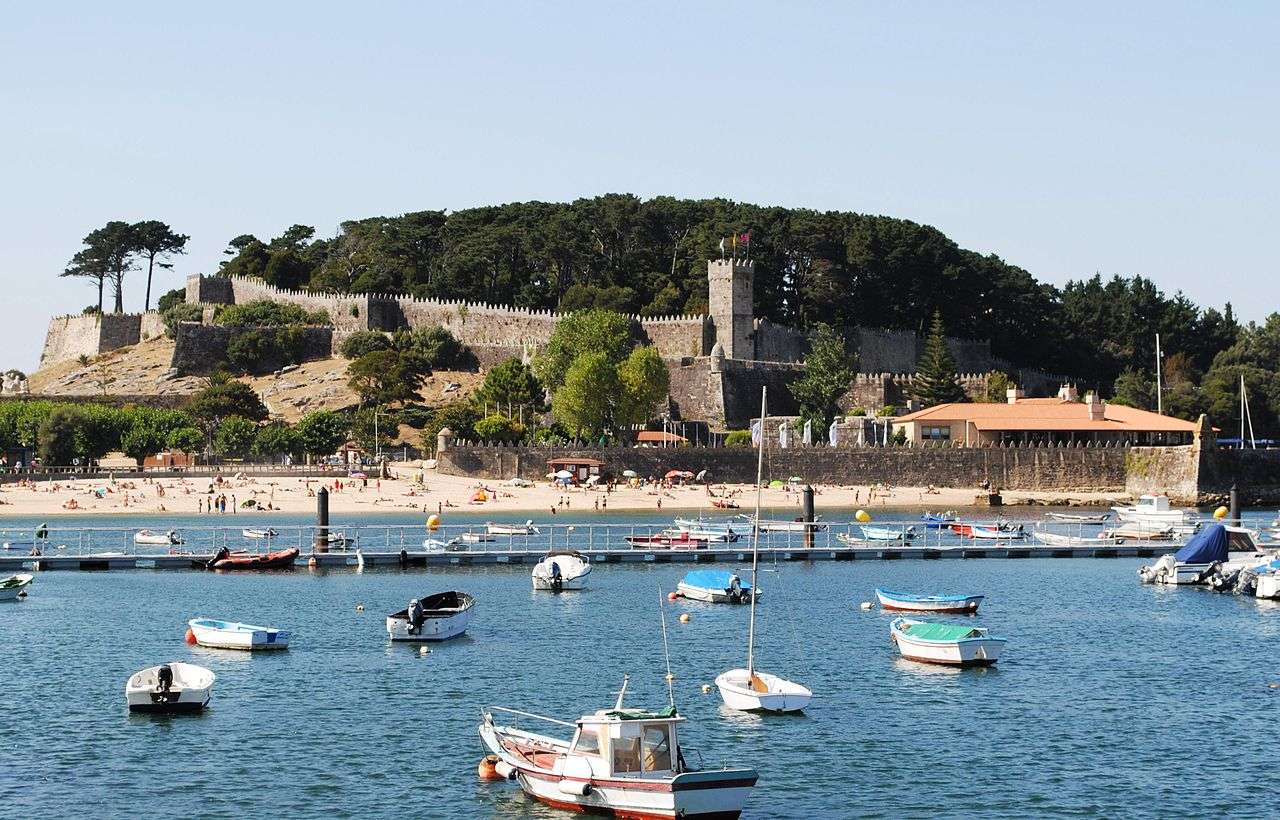 castillo de Baiona