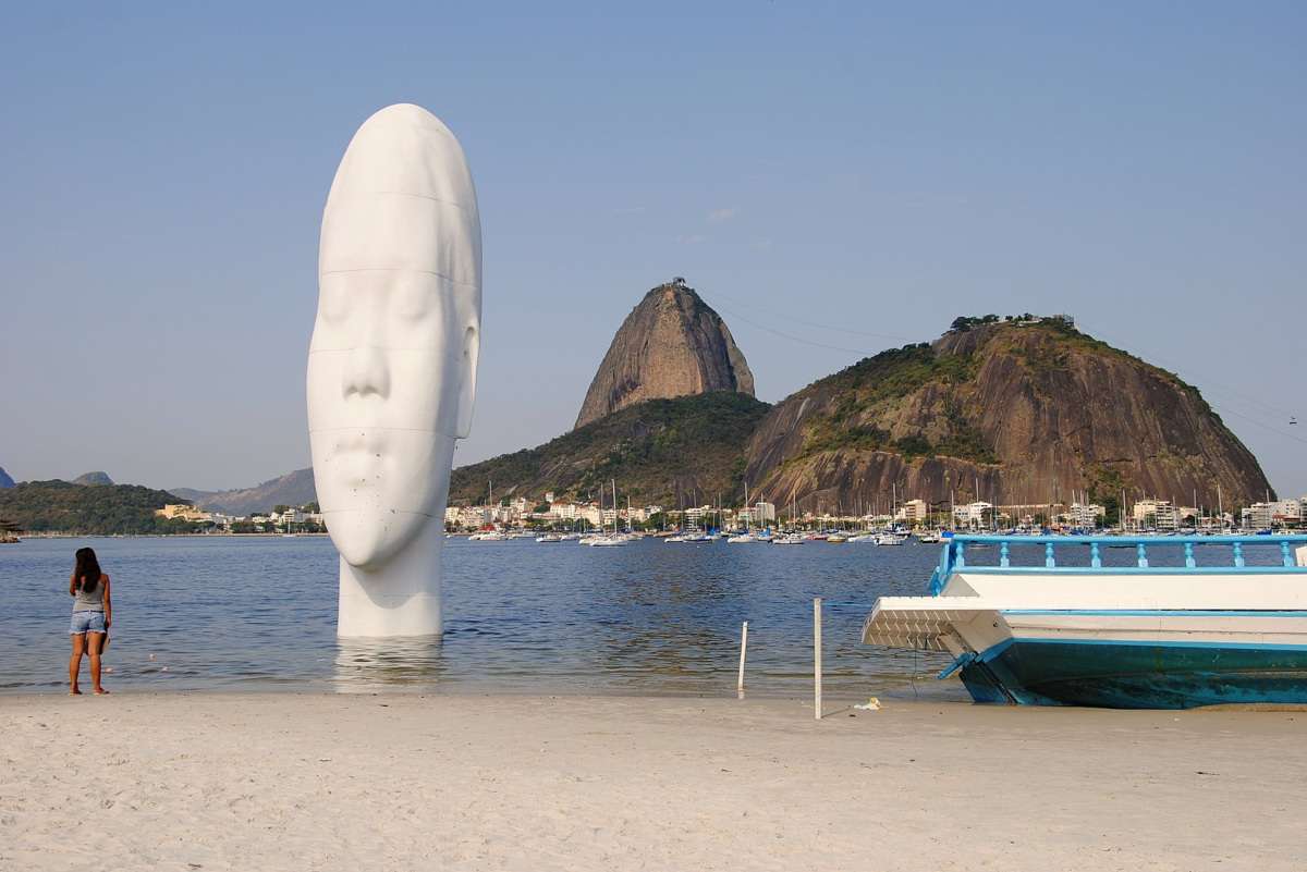 La vuelta al mundo en 9 obras de Jaume Plensa