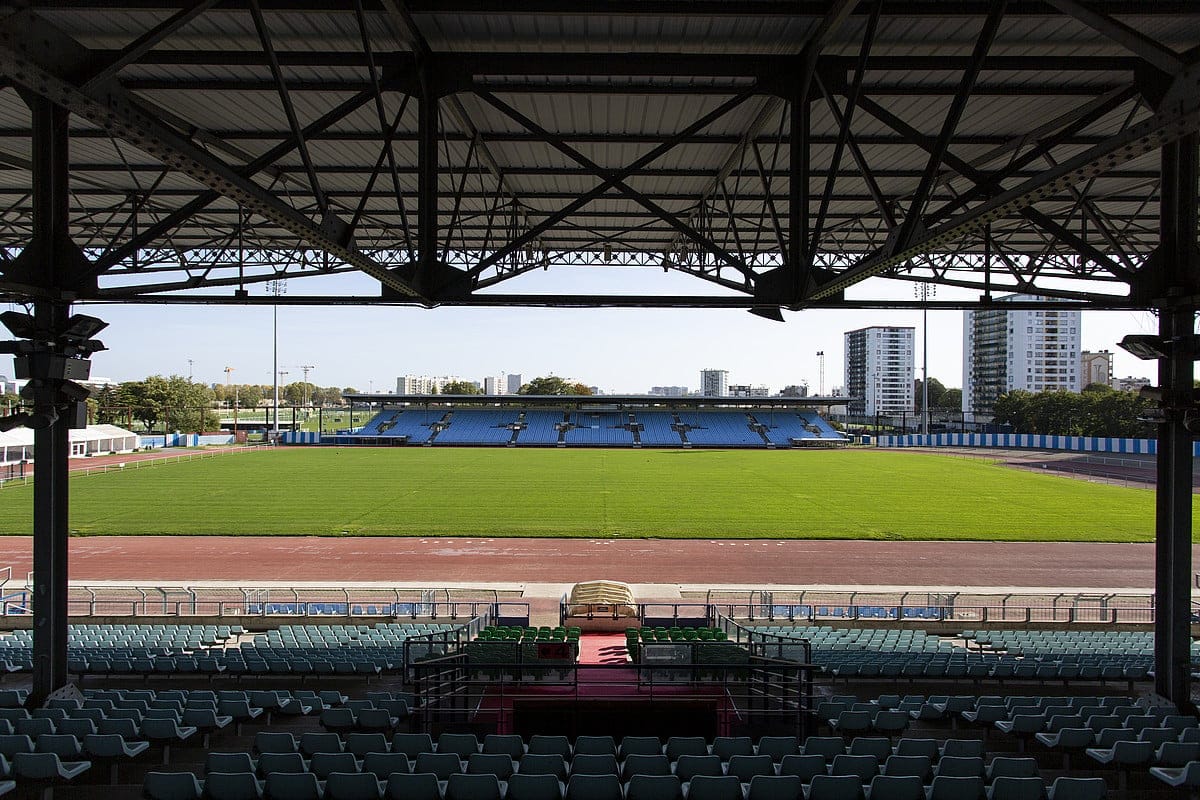 Estadio Olímpico Yves-du-Manoir