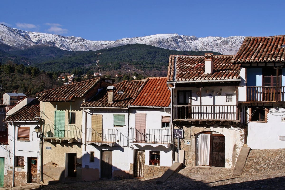 Arenas de San Pedro - Fuente: Depositphotos